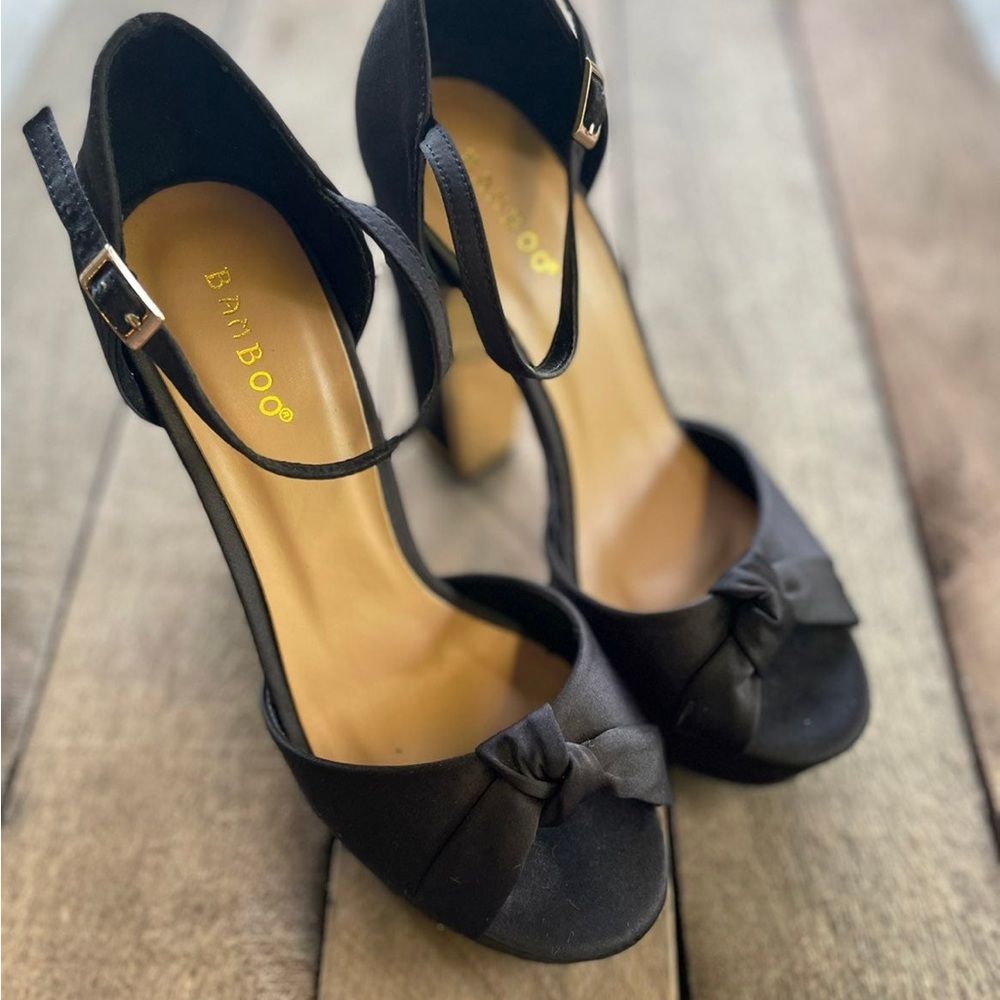 Bamboo Black Satin Peep Toe Heels Women’s Size 8